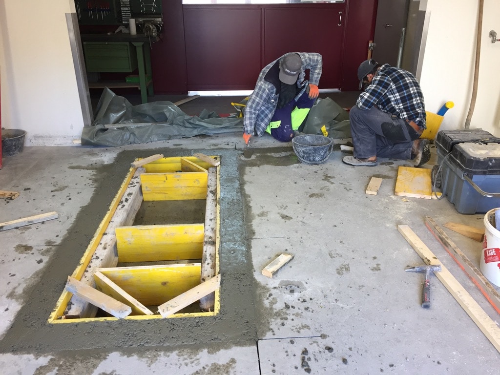 Lift pour expertise moto - Service des automobiles à Aigle