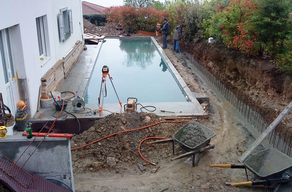 Transformation d&rsquo;une villa et création d&rsquo;une piscine – Villeneuve